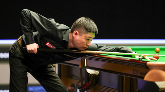 与詹姆斯上 与詹姆斯上